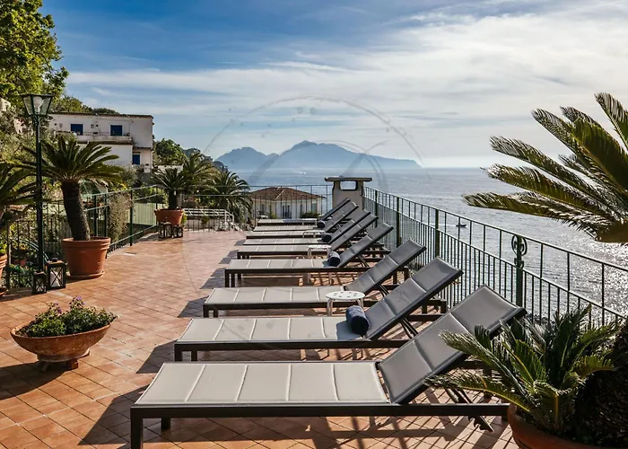 Capriccio Sorrento Coast - Capri View By The Sea