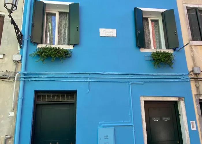 Ciosot House