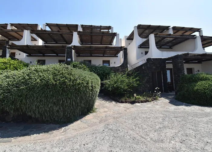 Kuddie Rosse Eco-Friendly Residence
