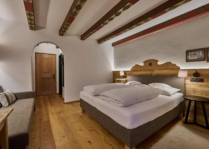 Hotel Haus Tirol Mühlen in Taufers