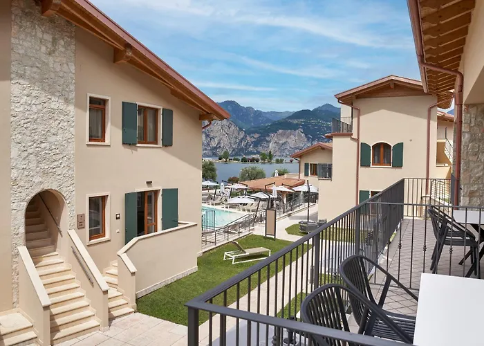 June Stay Lake Garda Brenzone sul Garda