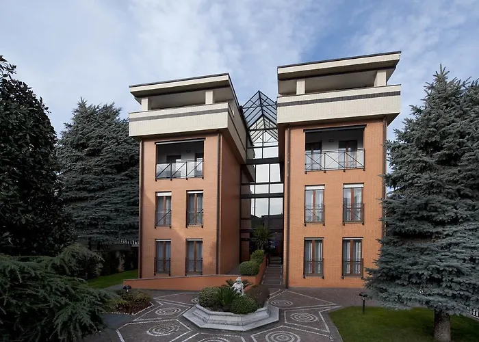 Cp Residence Hotel