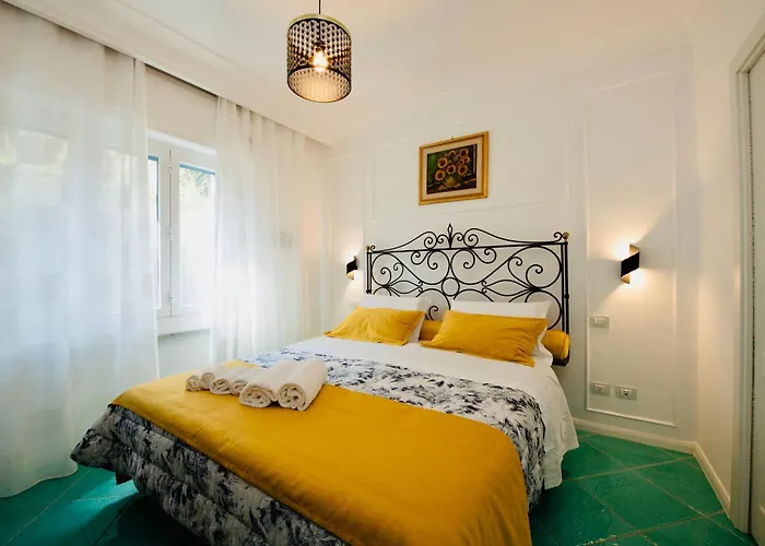 Amalfia Apartments