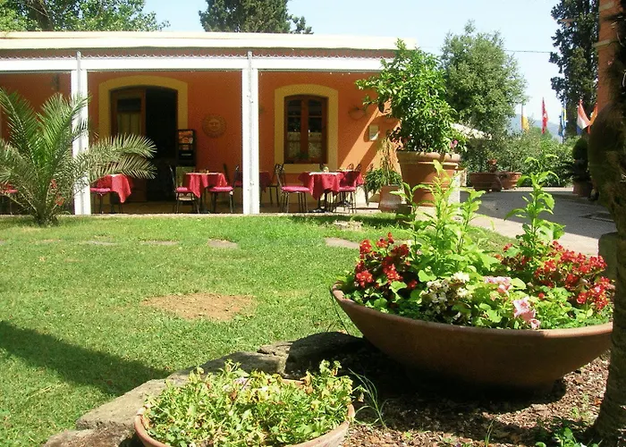 Hotel Villa Maya Cascina 