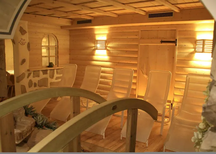 Chalet Alaska