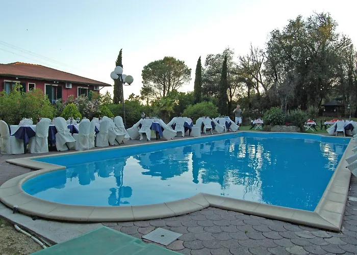Hotel Monti San Baronto