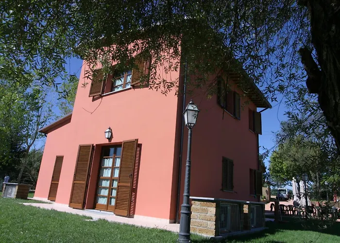 La Bettola Tavern Rooms Restaurant