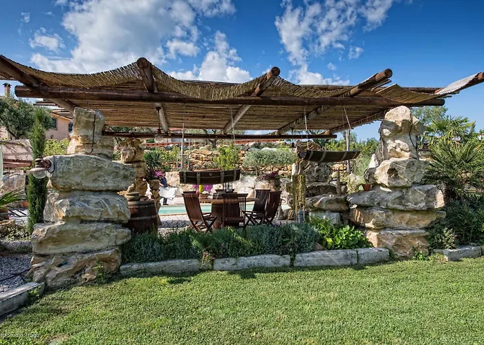 Il Giardino Dei Flintstones