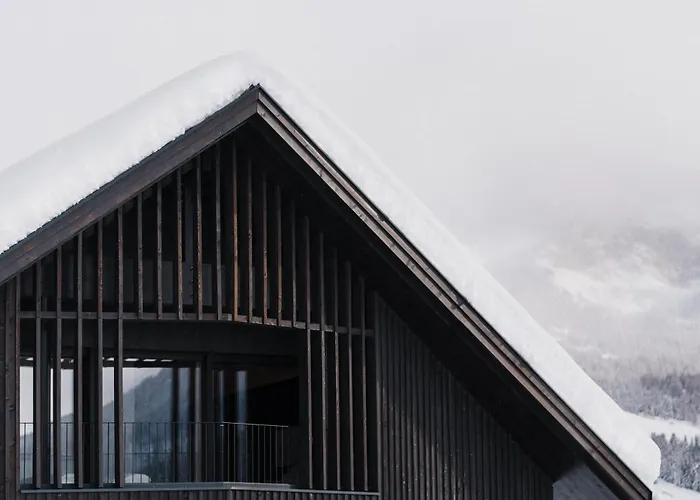 Larix Lodge