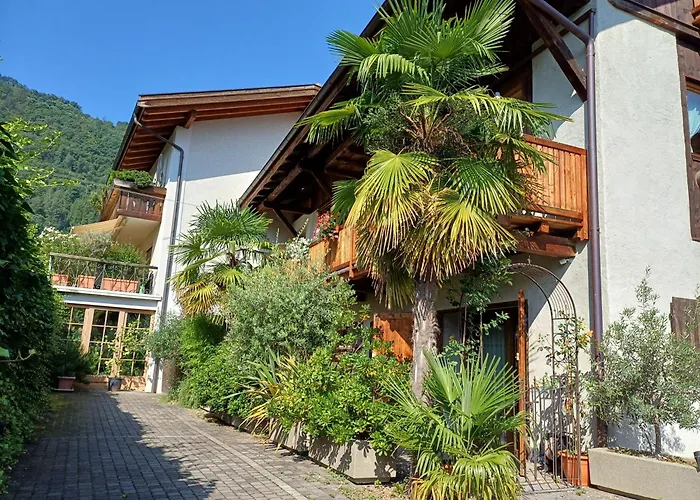 Neuprantl Apartments