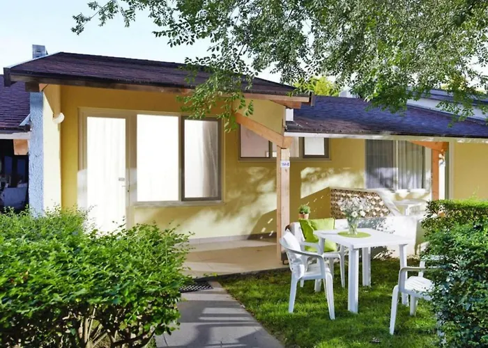Bungalow In Caorle With Garden Furniture
