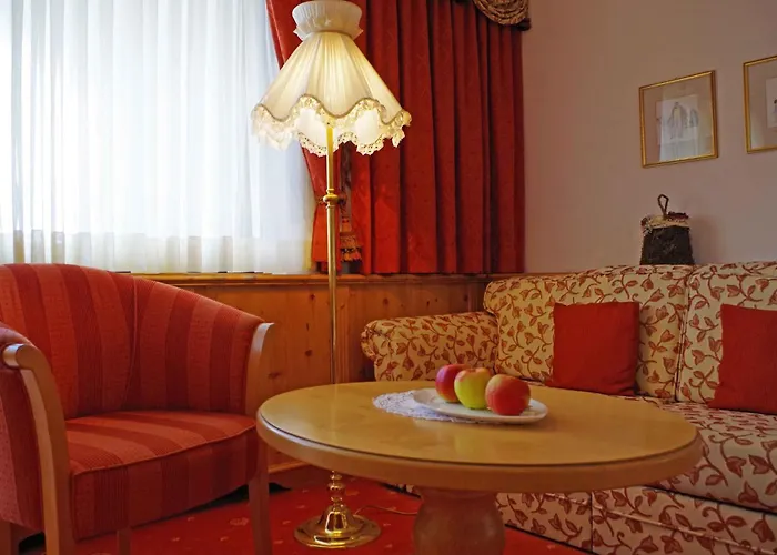 Hotel Bergland Schenna