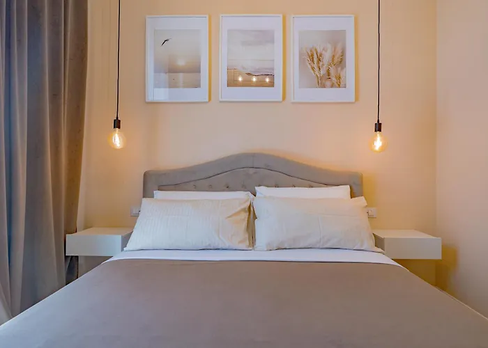 Visconti Room By Rhospitality It