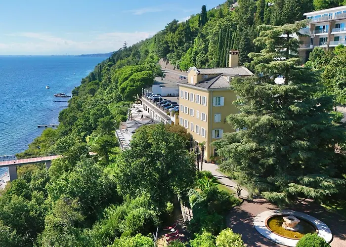 Hotel Riviera & Maximilian'S