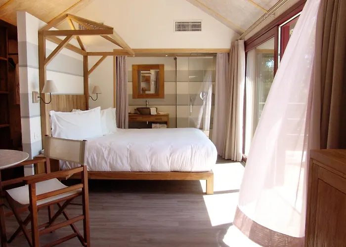 Sesta Terra Natural Resort Framura