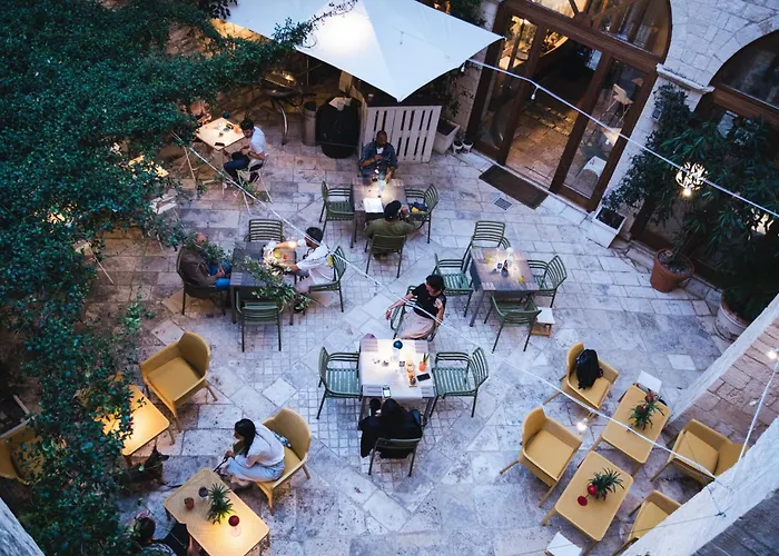 S. Martin Hotel