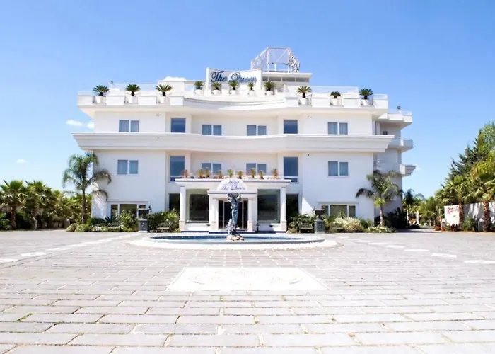 Hotel The Queen