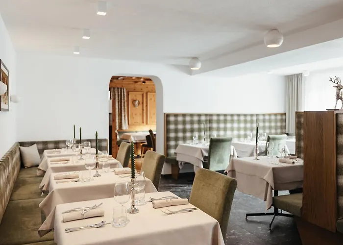 Hotel Pradat Kurfar