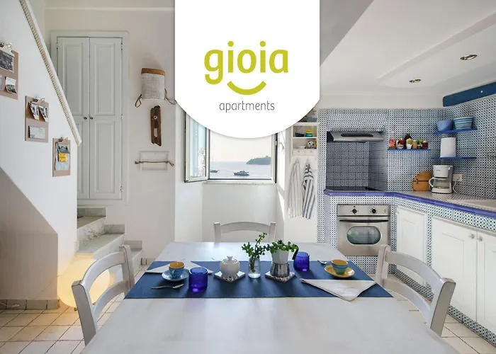 Corricella Sea Window - Gioia Apartments