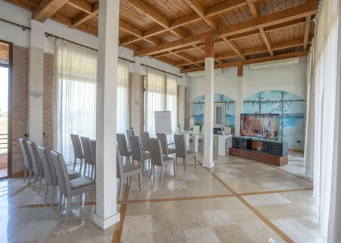 Hotel Tempio Lago Patria
