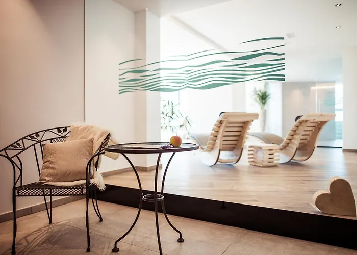 Hotel Tyrol