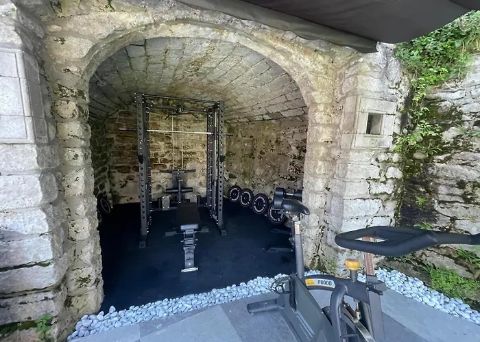 Residence Zangirolami - Luxury Garden And Balcony s