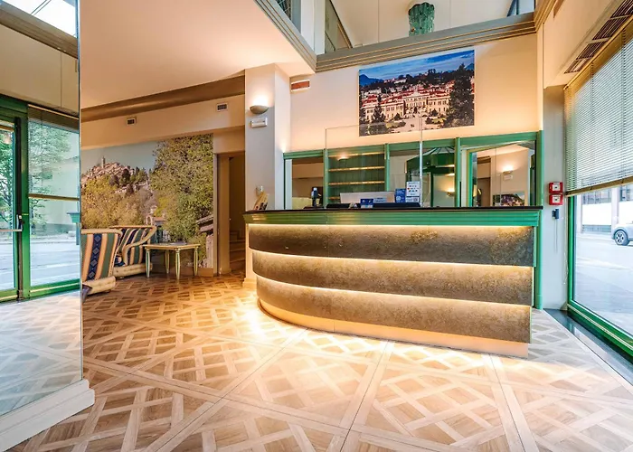 Crystal Hotel Varese