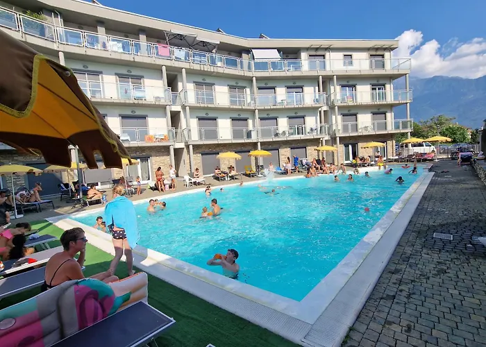 Residence Alessandra Supervacanza - Domaso