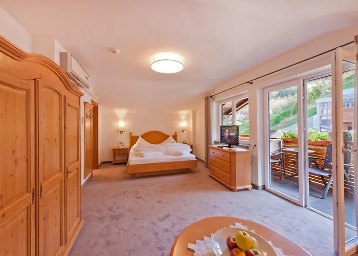 Hotel Schennerhof Schenna