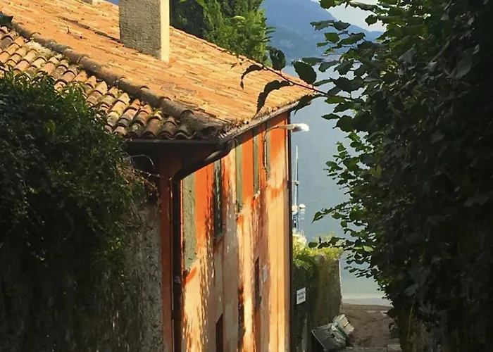 Pescallo Apartments