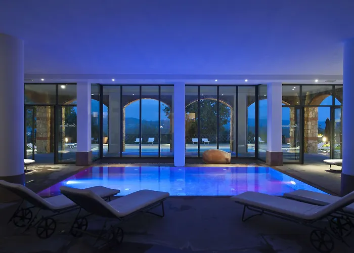 Cdh Hotel Radda