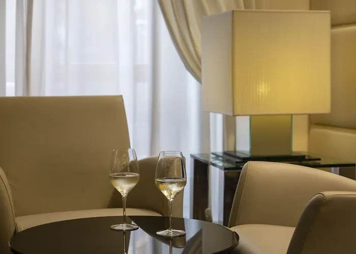 Hotel Antico Borgo Riva del Garda