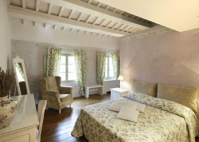 Resort - Tenuta Santi Giacomo E Filippo