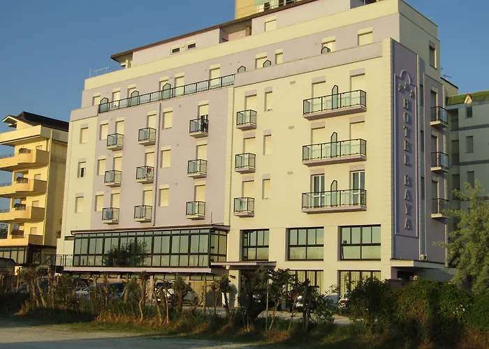 Hotel Baya - in centro, sul mare