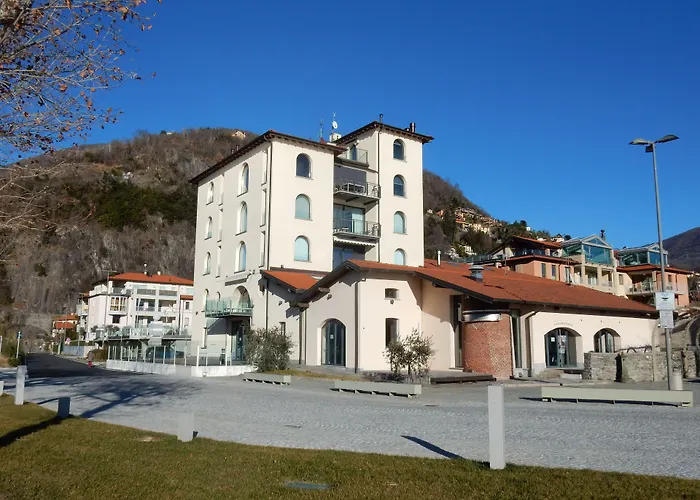 Golfo Gabella Lake