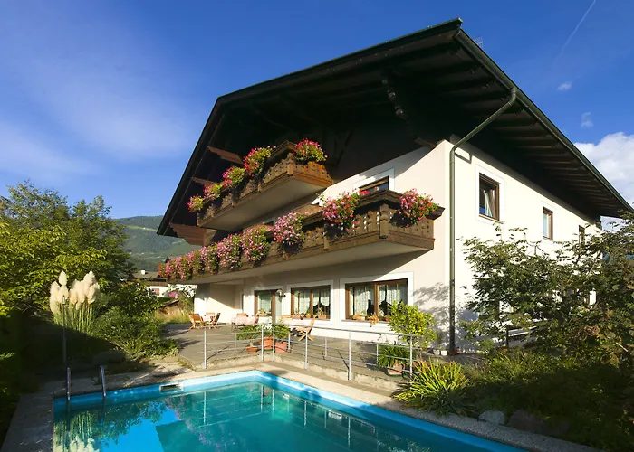 Bed&Breakfast Pension Hilpold