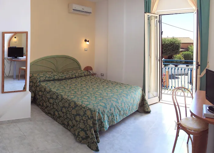 Hotel Grotticelle Capo Vaticano