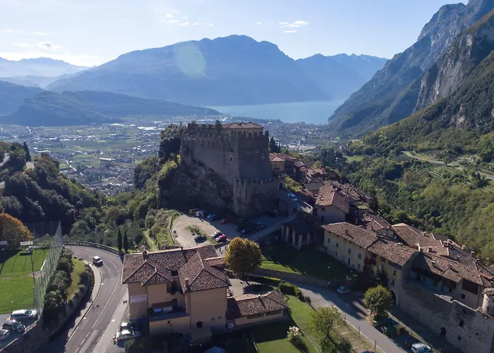 Hotel Antica Croce - Gardaslowemotion Tenno