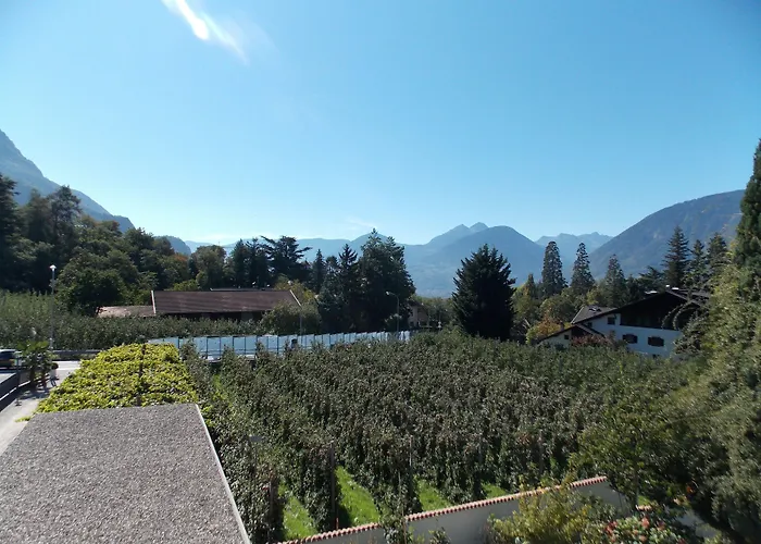Hotel Pension Verdorfer Meran
