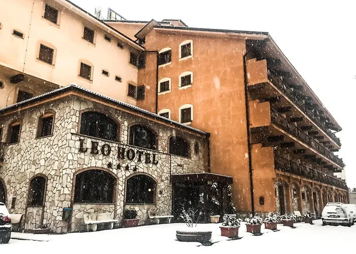 Leo Hotel