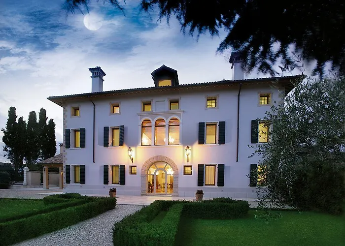 Villa Busta Hotel