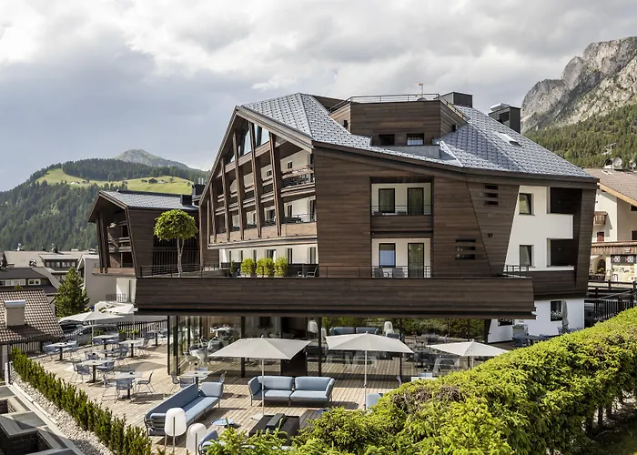 Linder Cycling Hotel Wolkenstein in Gröden