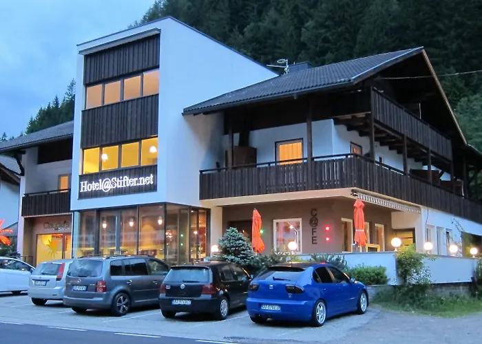 Hotel Stifter Luttach