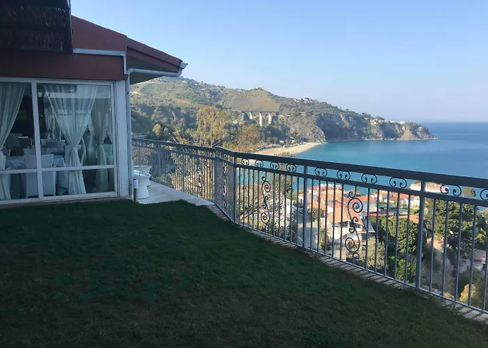 Hotel Baia Dell'Est