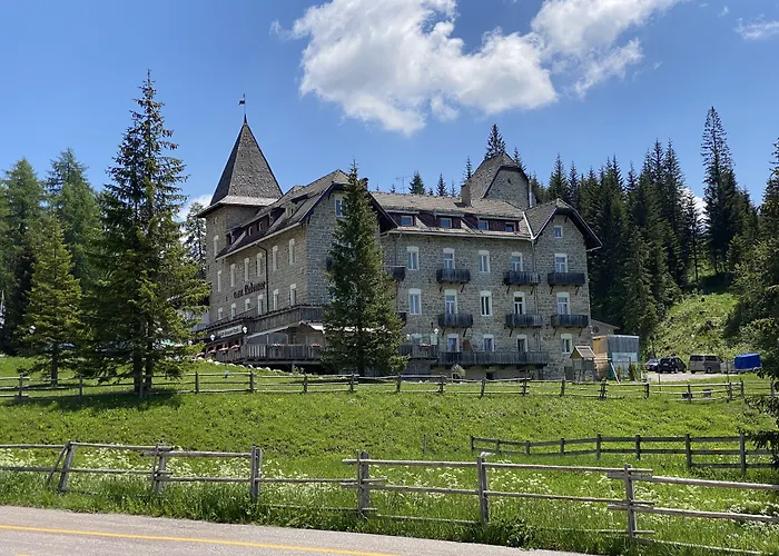 Hotel Castel Latemar