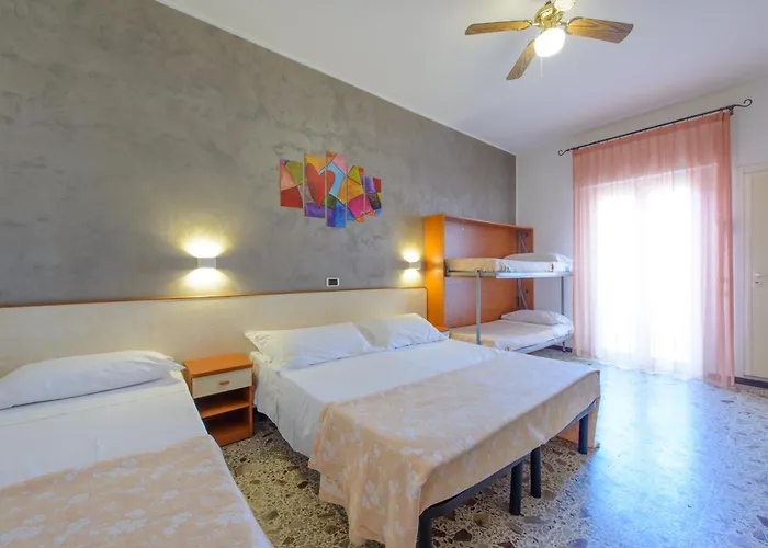 Hotel Sandra