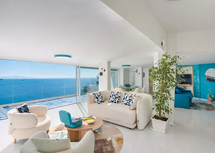 Laguna Blu