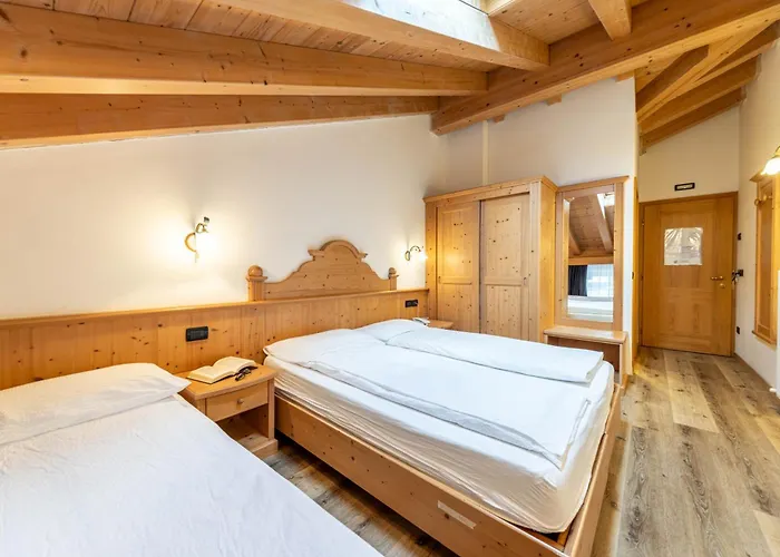 Hotel Siror
