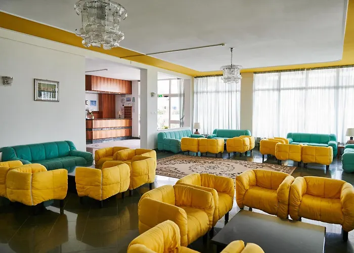 Caesar B&B Fronte Mare In Centro Di