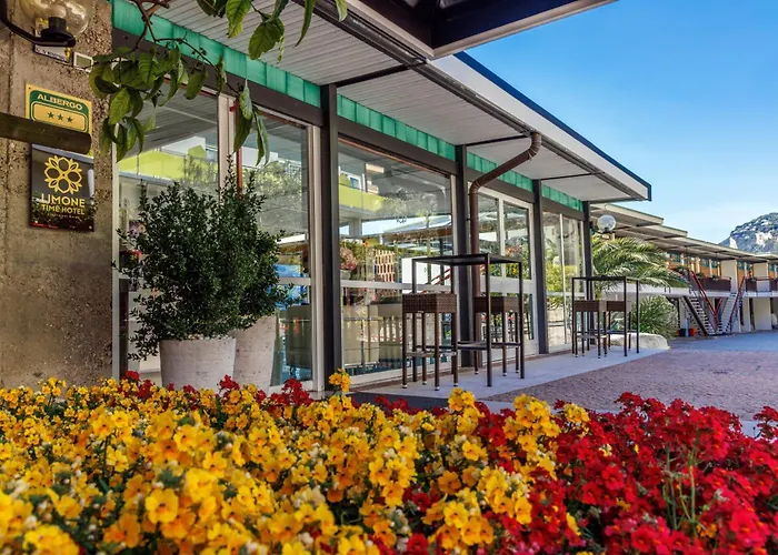 Hotel Lido Lakefront Limone sul Garda